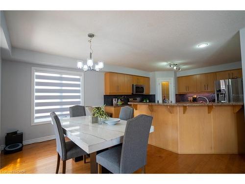 2427 Asima Drive, London, ON - Indoor Photo Showing Dining Room