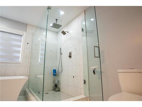 2427 Asima Drive, London, ON - Indoor Photo Showing Bathroom