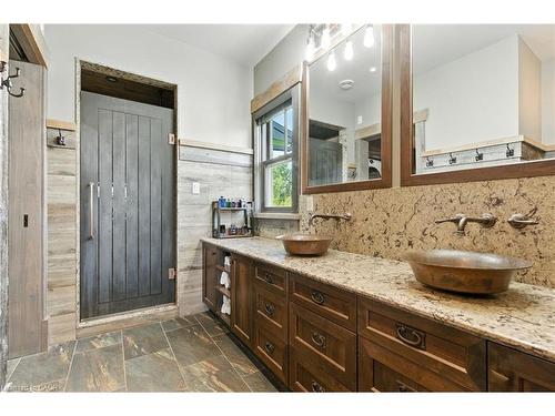 437 6Th Concession Road E, Flamborough, ON - Indoor