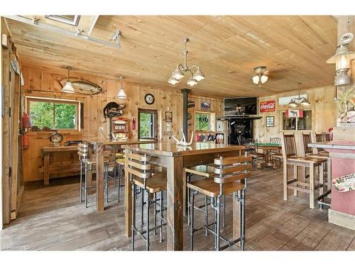 437 6Th Concession Road E, Flamborough, ON - Indoor Photo Showing Dining Room
