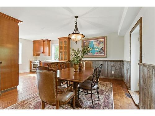 437 6Th Concession Road E, Flamborough, ON - Indoor Photo Showing Dining Room