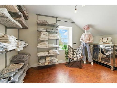 437 6Th Concession Road E, Flamborough, ON - Indoor