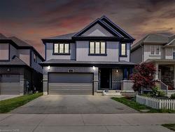 75 Monarch Woods Drive  Kitchener, ON N2P 0K1