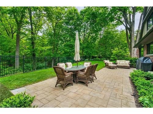 61 Oak Knoll Drive, Hamilton, ON - Outdoor