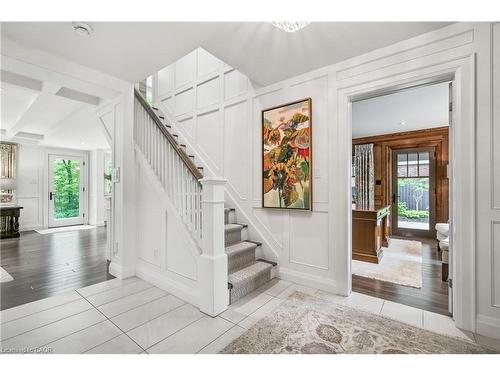 61 Oak Knoll Drive, Hamilton, ON - Indoor Photo Showing Other Room