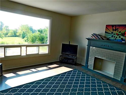 269 Rock Chapel Road, Hamilton, ON - Indoor With Fireplace