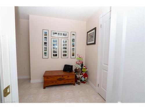 119 Hume Drive, Cambridge, ON - Indoor Photo Showing Other Room