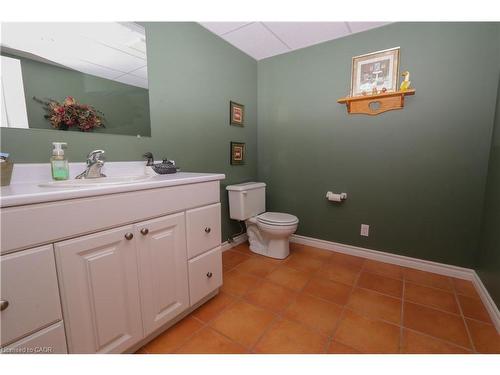 119 Hume Drive, Cambridge, ON - Indoor Photo Showing Bathroom