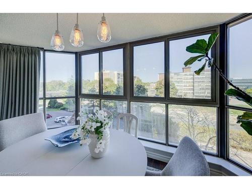 505-265 Westcourt Place, Waterloo, ON - Indoor