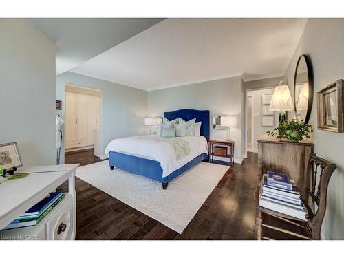 505-265 Westcourt Place, Waterloo, ON - Indoor Photo Showing Bedroom