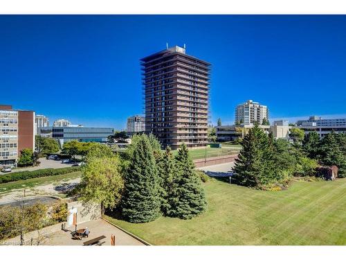 505-265 Westcourt Place, Waterloo, ON - Outdoor With View