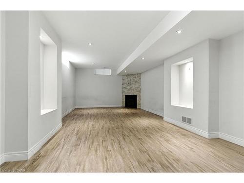 43 Riesling Court, Hamilton, ON - Indoor With Fireplace