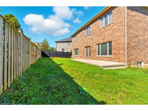 43 Riesling Court, Hamilton, ON - Outdoor With Exterior