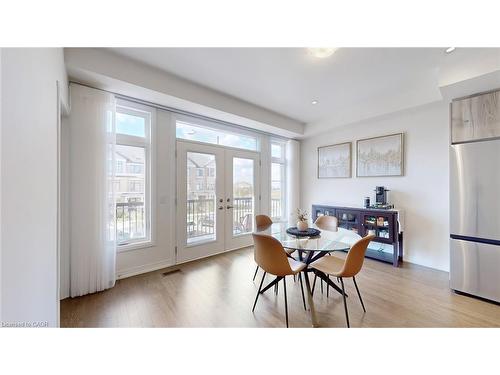 469 Provident Way, Mount Hope, ON - Indoor Photo Showing Other Room