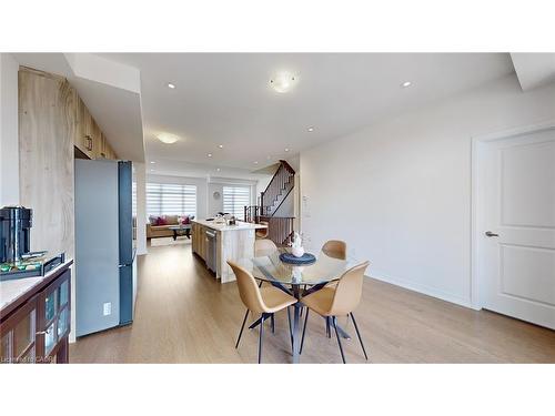 469 Provident Way, Mount Hope, ON - Indoor Photo Showing Dining Room