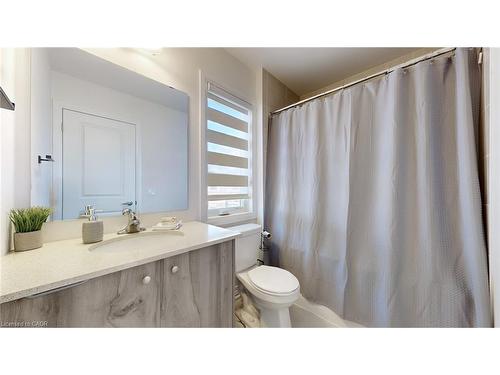 469 Provident Way, Mount Hope, ON - Indoor Photo Showing Bathroom
