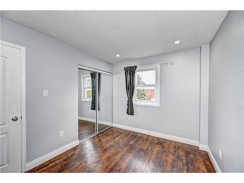 549 Burnett Avenue, Cambridge, ON - Indoor Photo Showing Other Room