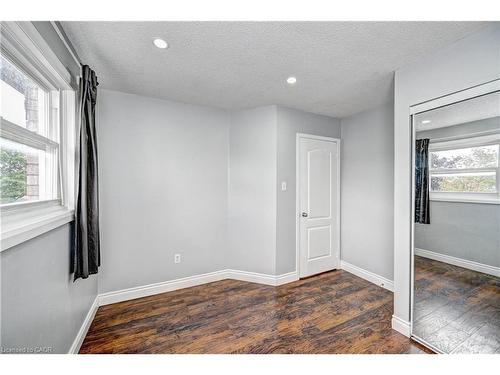549 Burnett Avenue, Cambridge, ON - Indoor Photo Showing Other Room