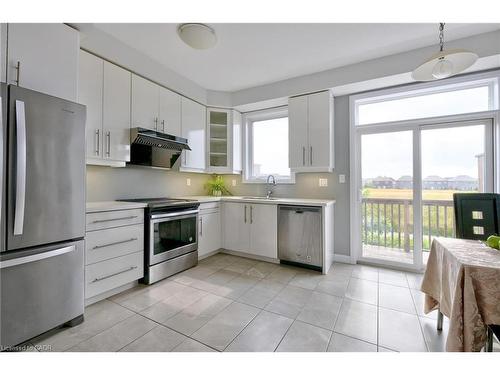 90-1169 Garner Road E, Ancaster, ON - Indoor Photo Showing Kitchen With Stainless Steel Kitchen With Upgraded Kitchen
