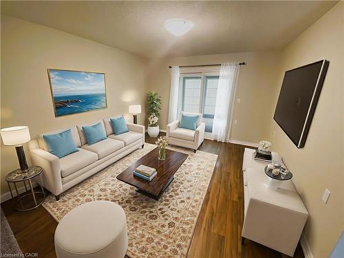 13 Szollosy Circle, Hamilton, ON - Indoor Photo Showing Living Room