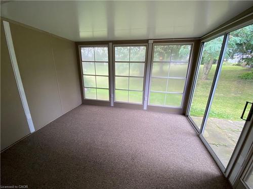 13 Szollosy Circle, Hamilton, ON - Indoor Photo Showing Other Room