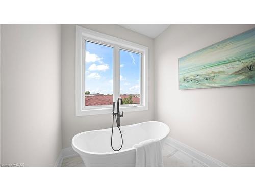 1 West Avenue, Hamilton, ON - Indoor Photo Showing Bathroom