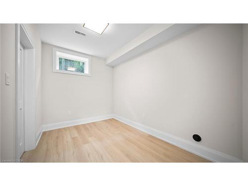 1 West Avenue, Hamilton, ON - Indoor Photo Showing Other Room