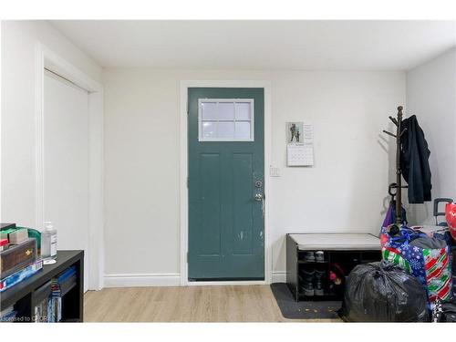 111 Britten Close, Hamilton, ON - Indoor