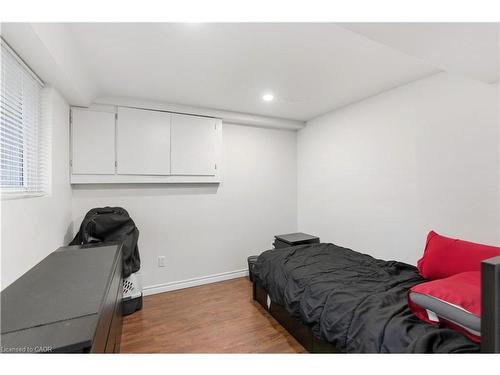 111 Britten Close, Hamilton, ON - Indoor