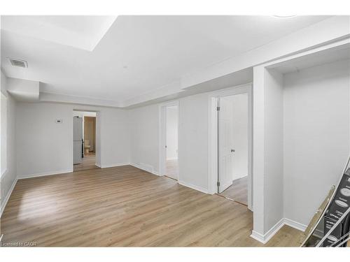 237 St. Julien Street, London, ON - Indoor Photo Showing Other Room