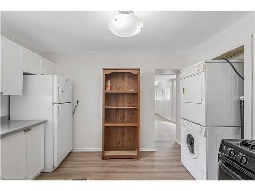 237 St. Julien Street, London, ON - Indoor Photo Showing Laundry Room