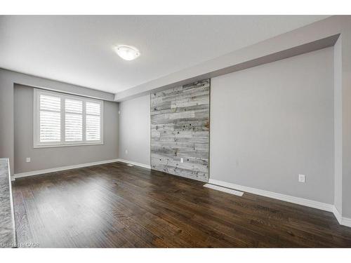 22-247 Festival Way, Binbrook, ON - Indoor Photo Showing Other Room