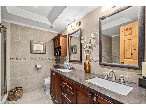 1-131 Grandview Hilltop Drive, Huntsville, ON - Indoor Photo Showing Bathroom