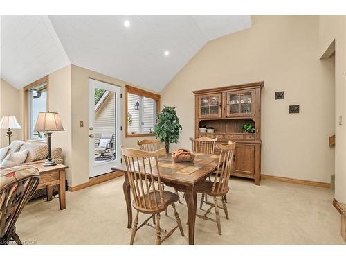 1-131 Grandview Hilltop Drive, Huntsville, ON - Indoor Photo Showing Dining Room