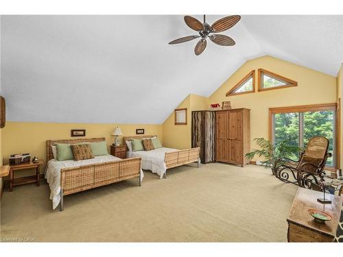 1-131 Grandview Hilltop Drive, Huntsville, ON - Indoor Photo Showing Bedroom