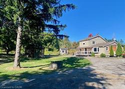 4011 Millar Crescent  Burlington, ON L7R 3X4