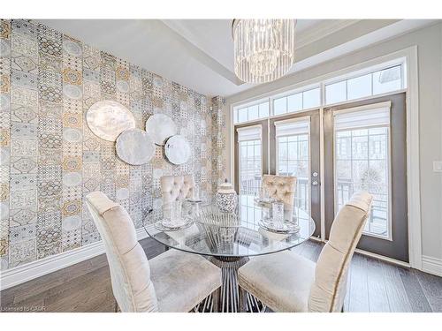 3096 Daniel Way Way, Oakville, ON - Indoor Photo Showing Dining Room