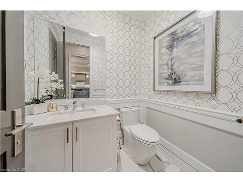 3096 Daniel Way Way, Oakville, ON - Indoor Photo Showing Bathroom
