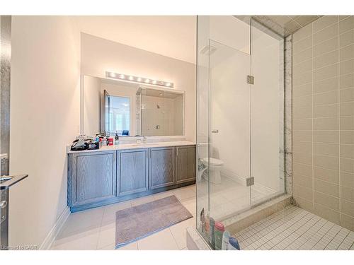 3096 Daniel Way Way, Oakville, ON - Indoor Photo Showing Bathroom