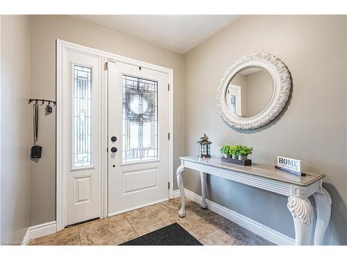 477 Queen Victoria Drive, Hamilton, ON - Indoor Photo Showing Other Room