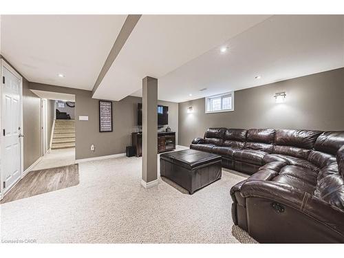 477 Queen Victoria Drive, Hamilton, ON - Indoor