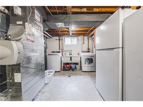 477 Queen Victoria Drive, Hamilton, ON - Indoor Photo Showing Basement