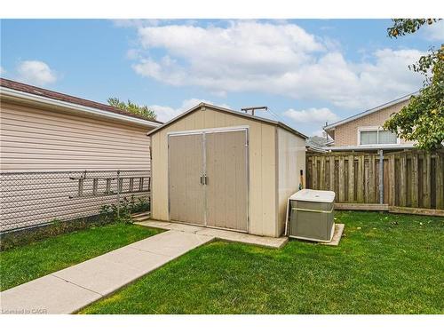 477 Queen Victoria Drive, Hamilton, ON - Outdoor