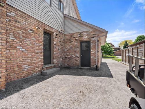 106 Spruceside Crescent, Pelham, ON - Outdoor With Exterior