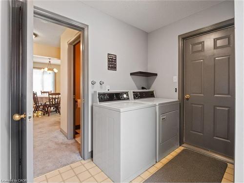 106 Spruceside Crescent, Pelham, ON - Indoor Photo Showing Laundry Room
