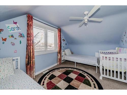 478 Greenfield Avenue, Kitchener, ON - Indoor Photo Showing Bedroom