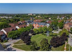 24-1591 South Parade Court  Mississauga, ON L5M 6G1