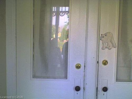 59 Victoria Avenue N, Hamilton, ON - Indoor Photo Showing Bathroom