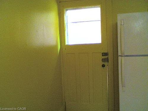 59 Victoria Avenue N, Hamilton, ON - Indoor Photo Showing Other Room