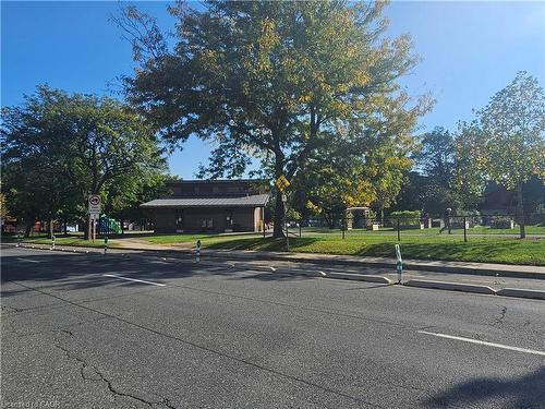 59 Victoria Avenue N, Hamilton, ON - Outdoor